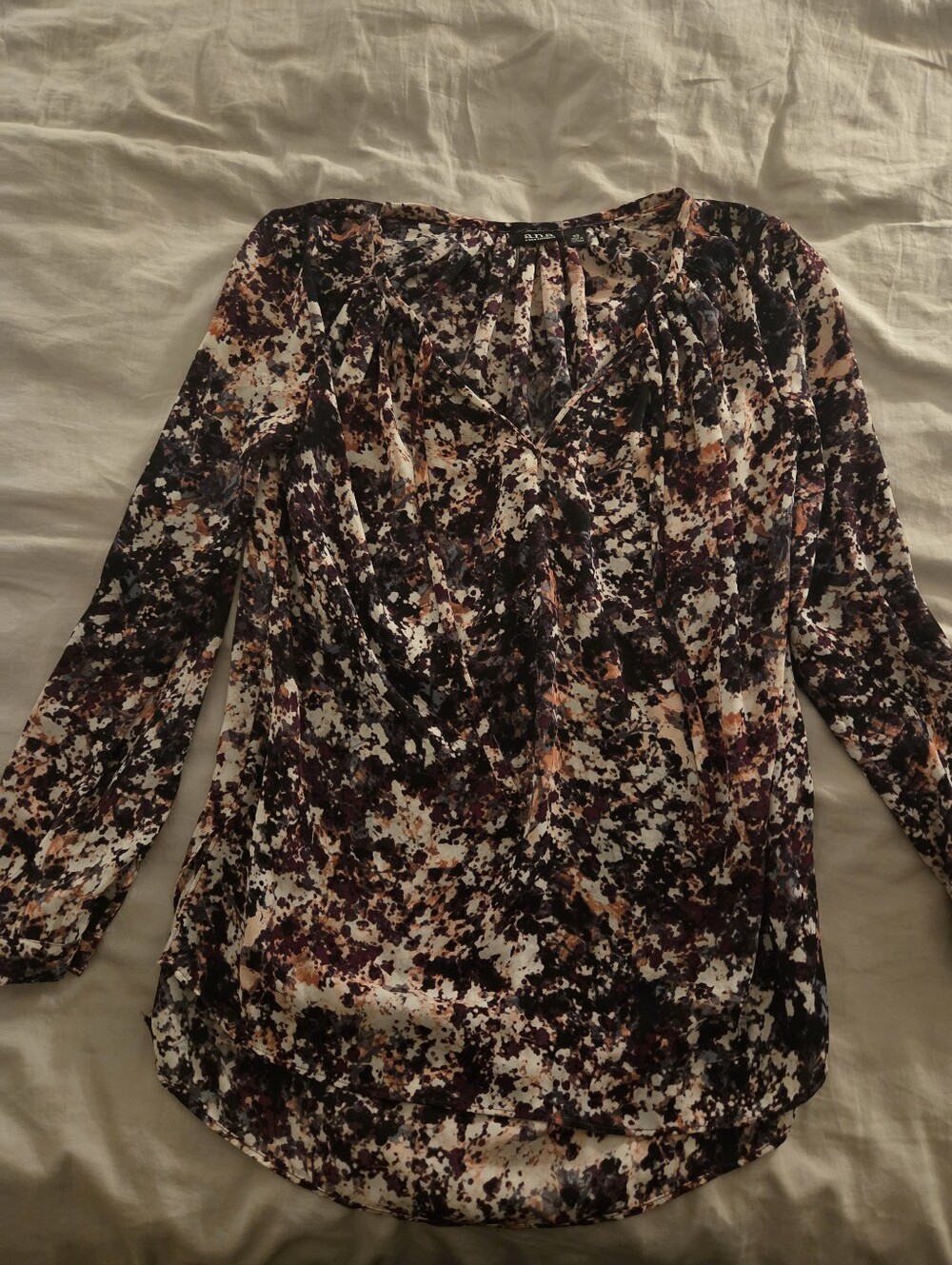 Printed Long-Sleeve Women’s Top in Different Shades of Purple & Cream